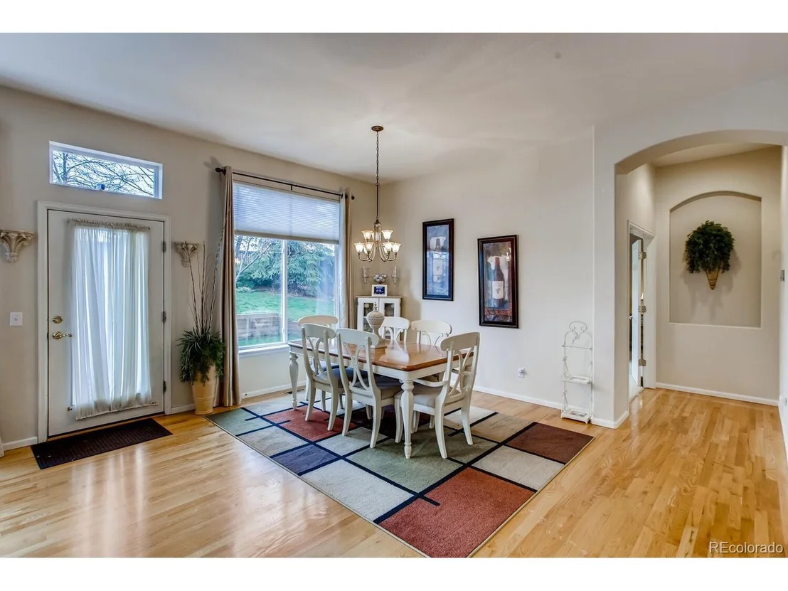 Photo of 5974 Stagecoach Ave
