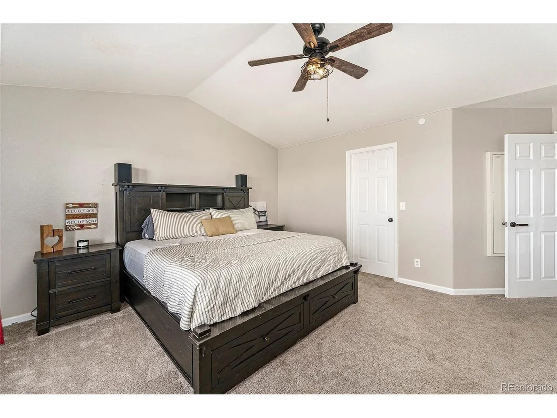 Photo of 7150 Sunset Ave