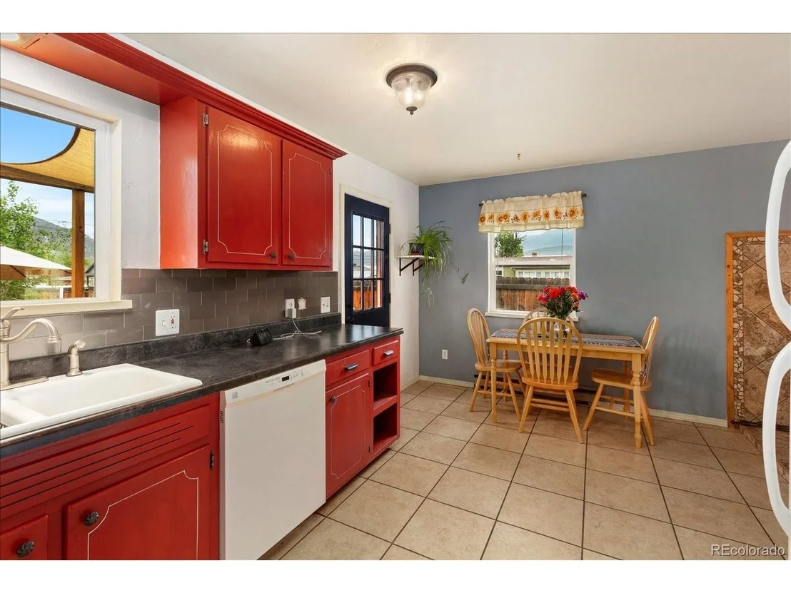 Photo of 549 Blake St