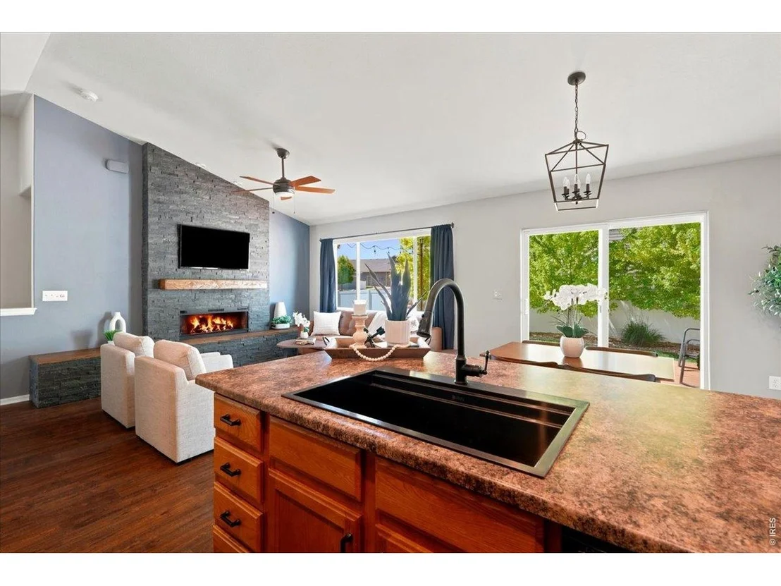 Photo of 862 Sunlight Peak Dr