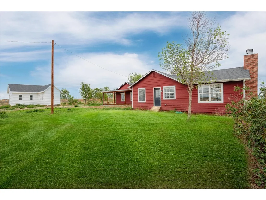Photo of 37648 County Road 49