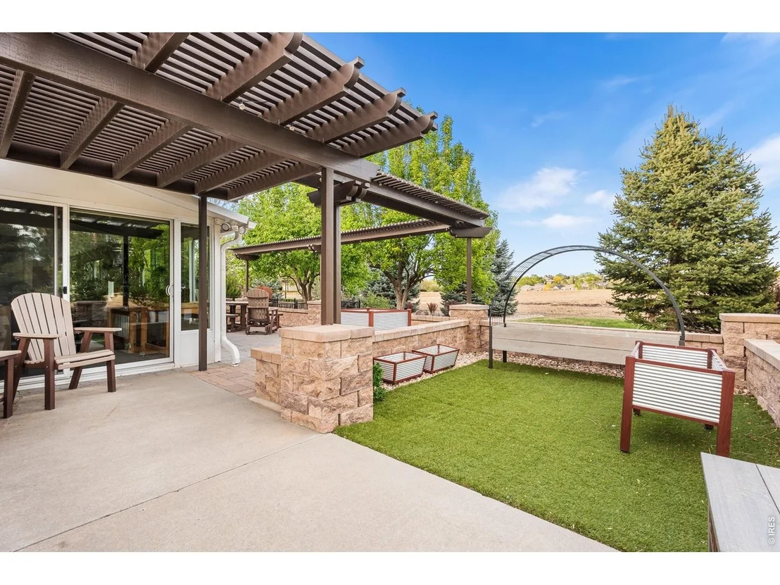 Photo of 2900 Spring Mountain Dr