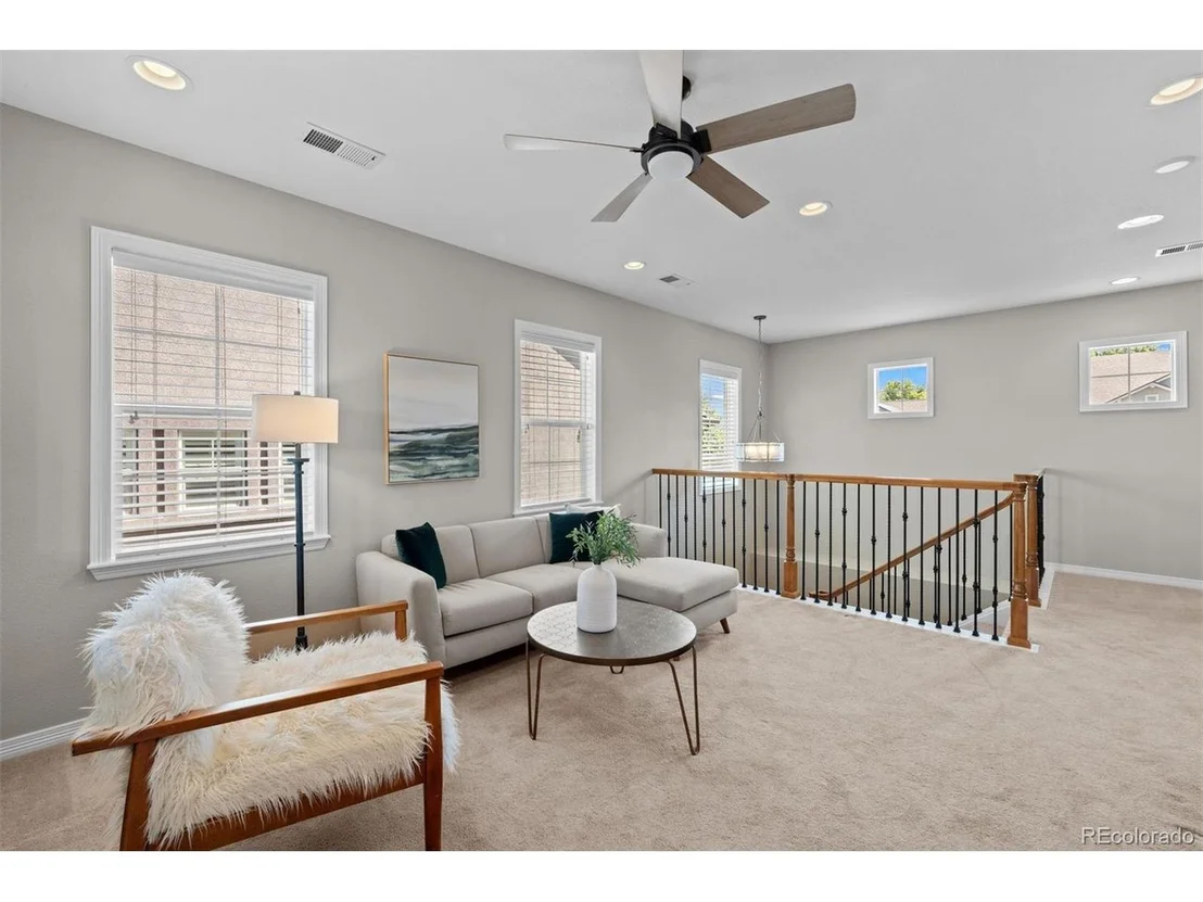 Photo of 10876 Valleybrook Cir