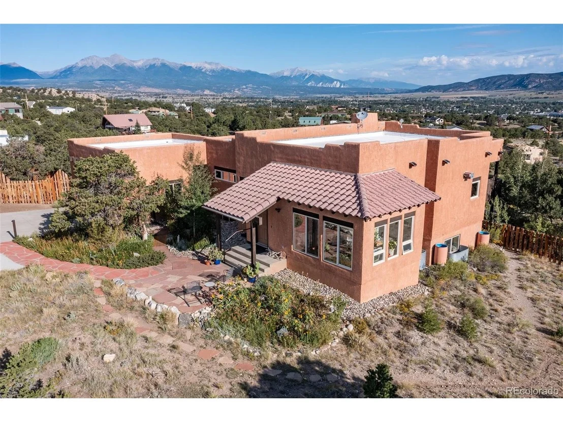 Photo of 6396 Terrace Ln