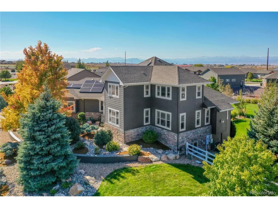 Photo of 3755 Golden Eagle Dr