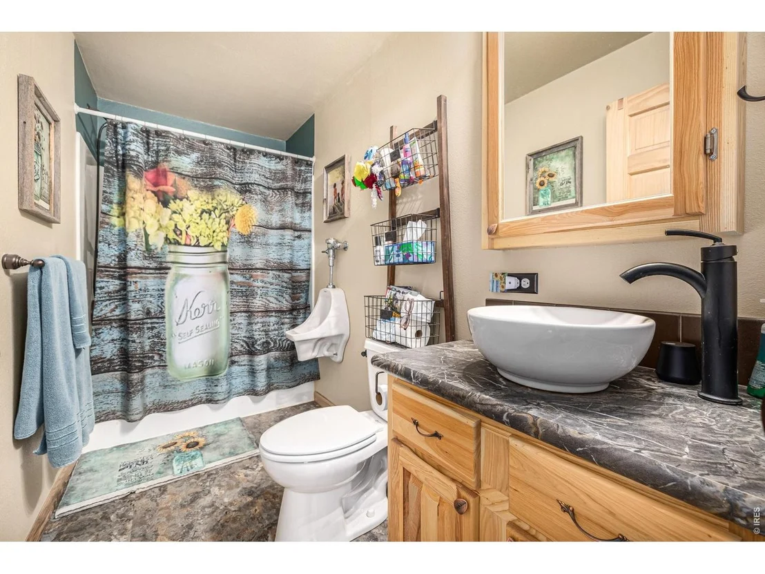 Photo of 40078 County Road 23