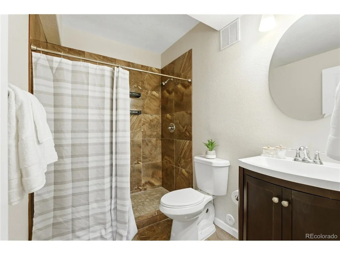 Photo of 6840 W 60th Ave