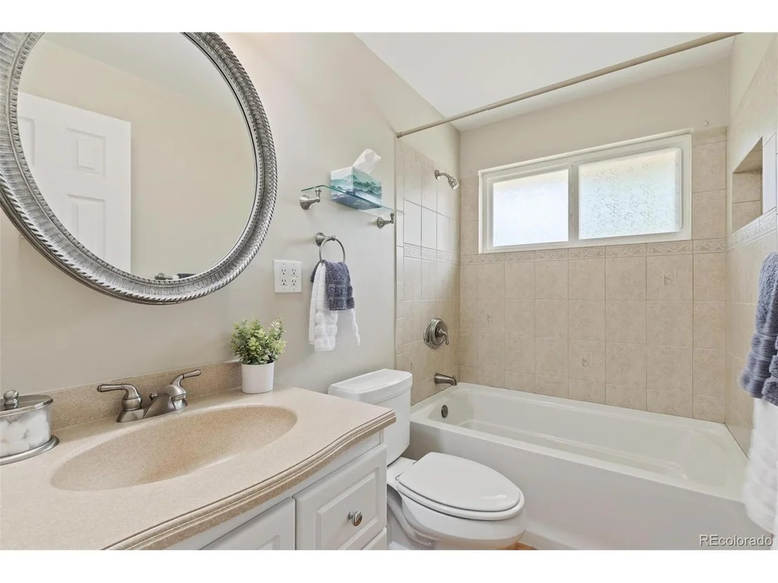 Photo of 1202 W 100th Pl