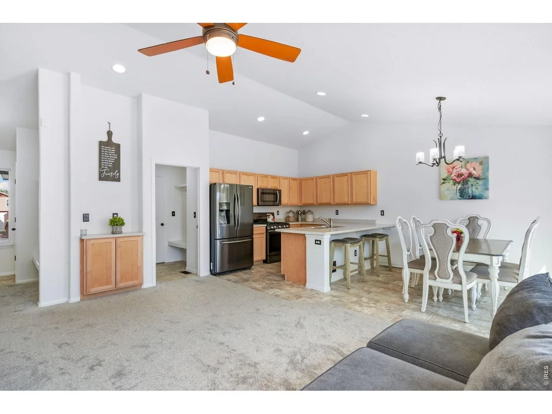 Photo of 259 Castle Dr
