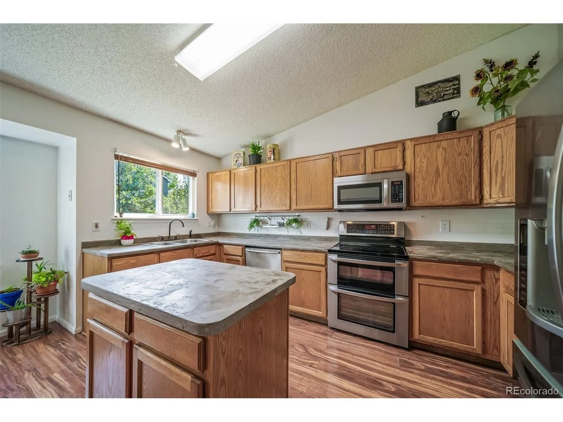 Photo of 17612 Cornish Pl