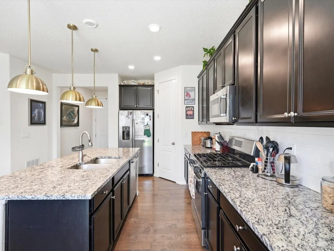 Photo of 15006 Vienna Cir