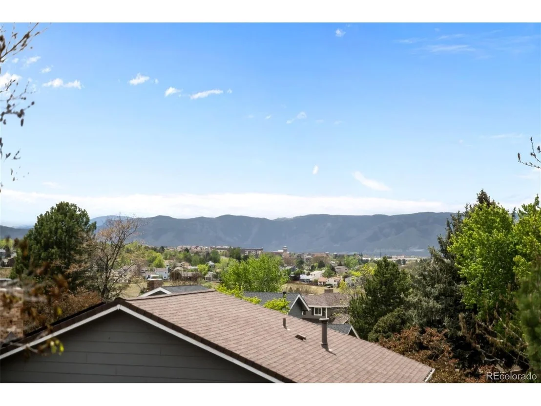 Photo of 755 Old Stone Dr