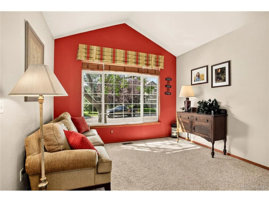 Photo of 1516 Red Mountain Dr