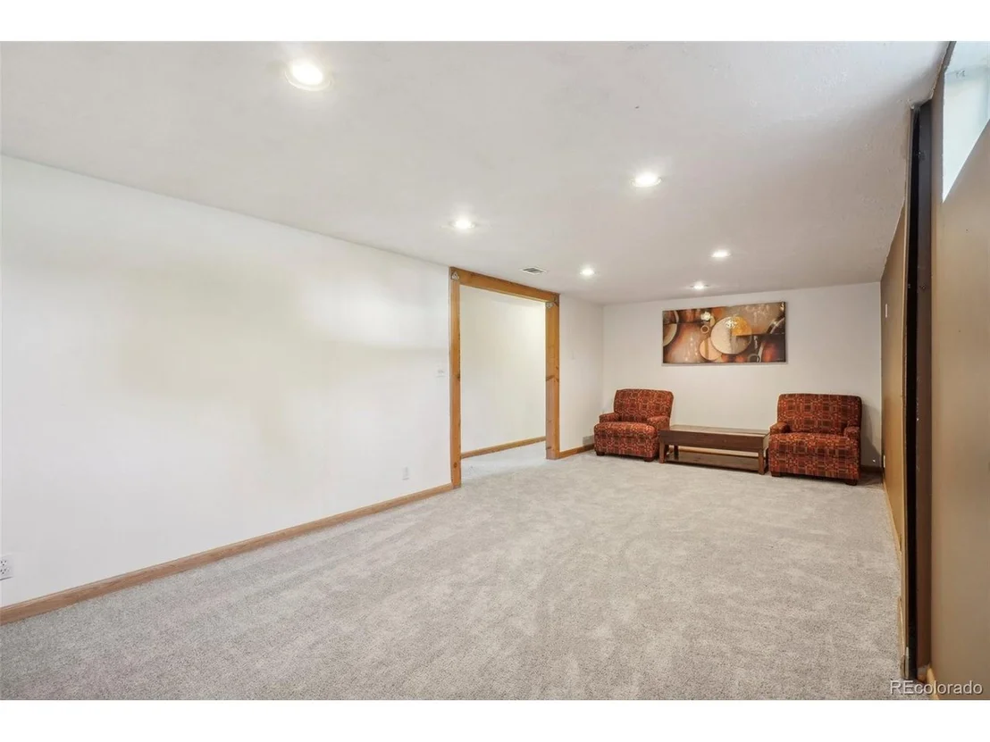 Photo of 6000 Wolff St