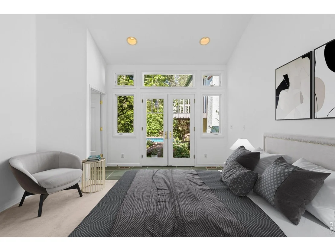Photo of 1709 Mariposa Ave