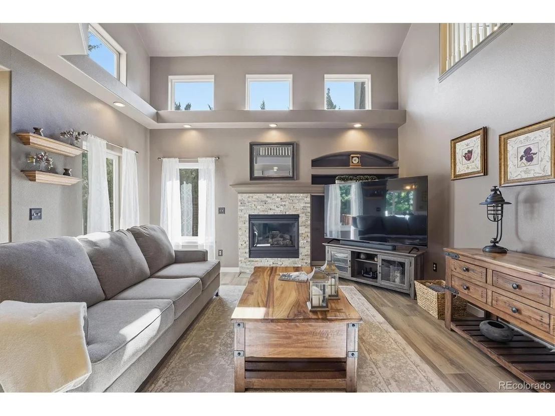 Photo of 1952 Amethyst Dr