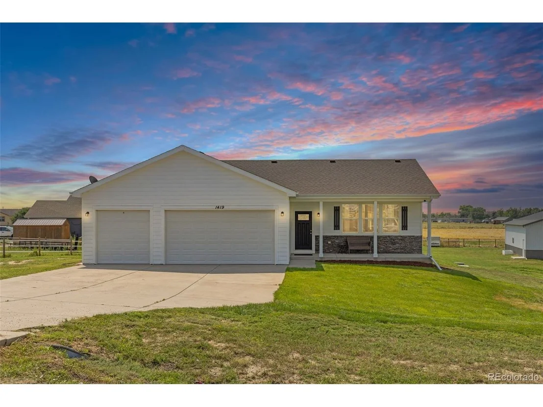 Photo of 1419 4th Pl