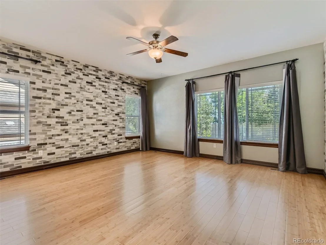 Photo of 9654 Remington Ave