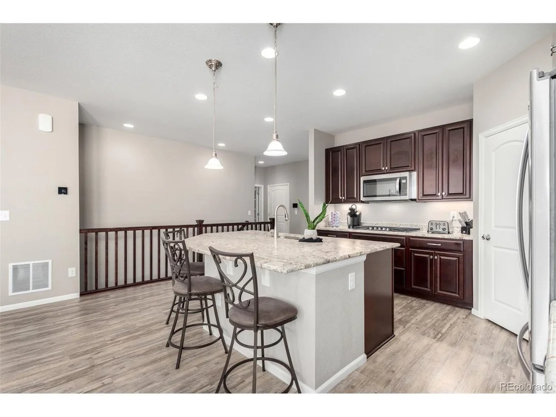 Photo of 4834 Sunset Pl