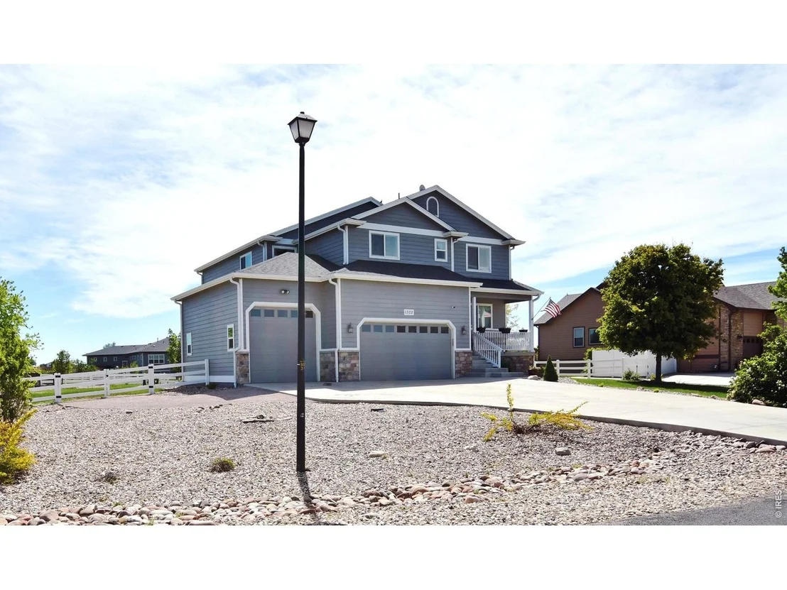 Photo of 1302 Park Ridge Dr