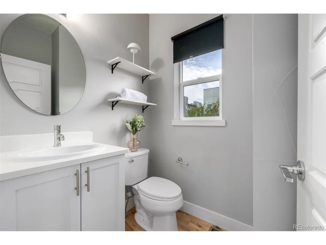 Photo of 1815 W 66th Ave