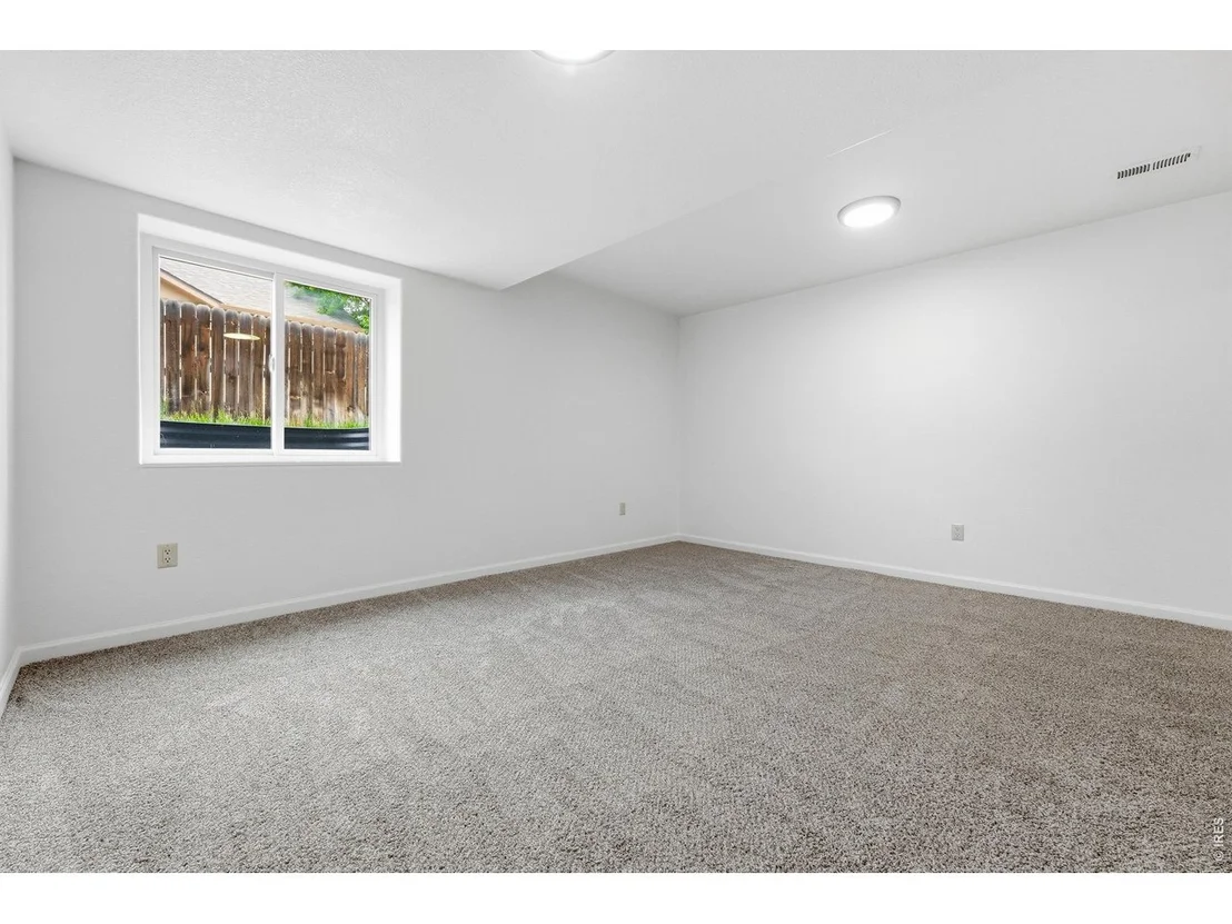 Photo of 2525 50th Ave