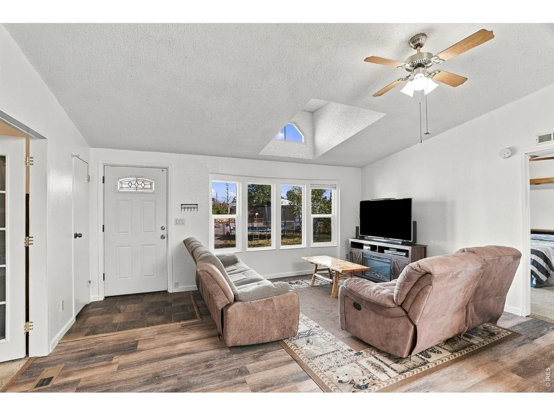 Photo of 404 W Shafer Ave