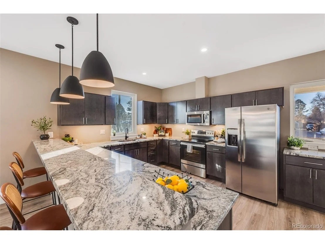 Photo of 3880 Sheridan Blvd
