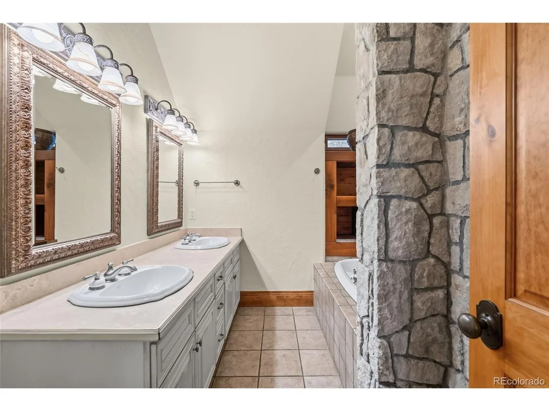 Photo of 54 Boulder Cir