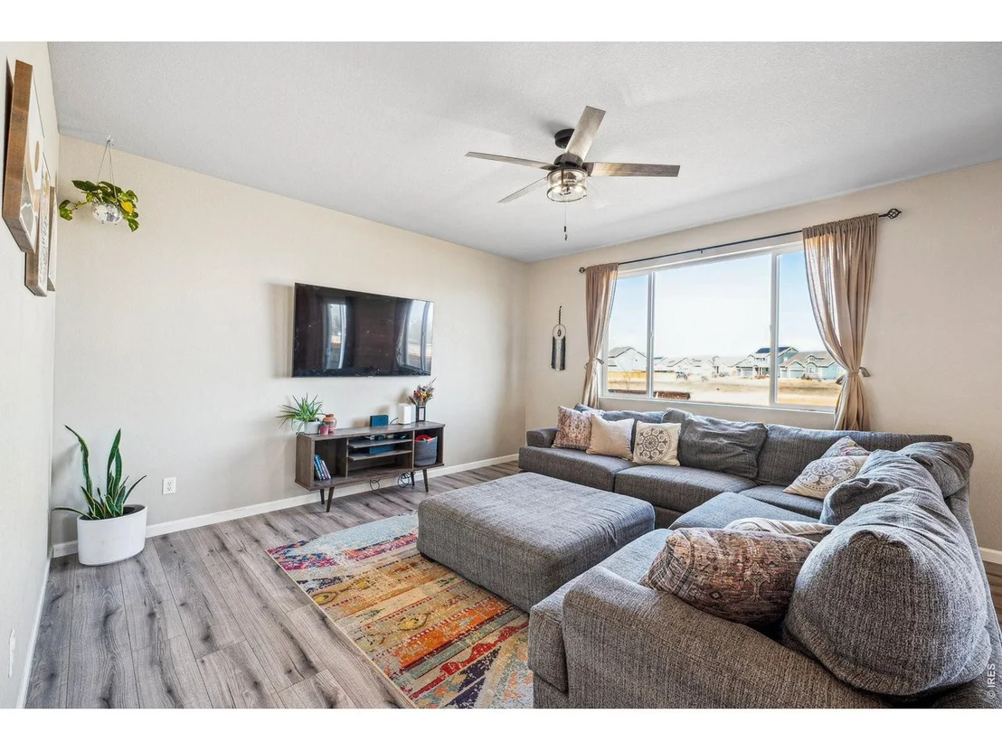 Photo of 376 Country Rd