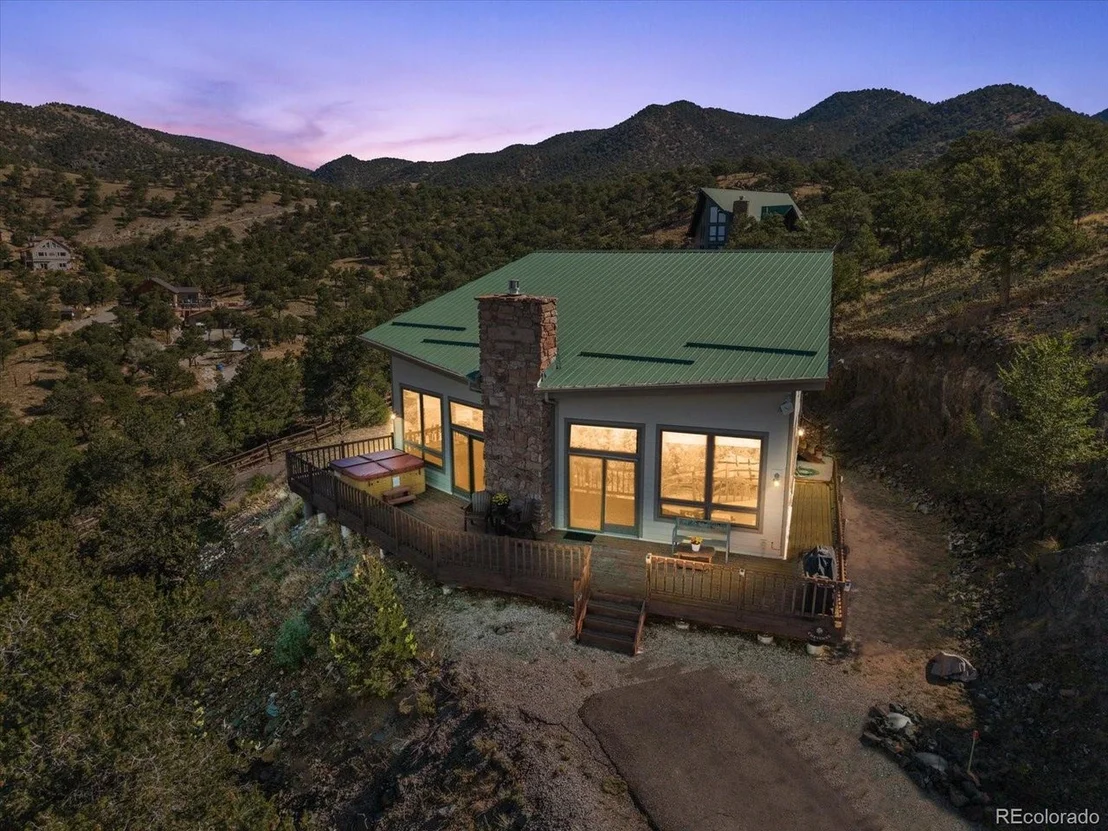 Photo of 10102 Sioux Cir