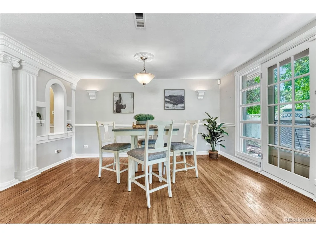 Photo of 1712 Olive Street