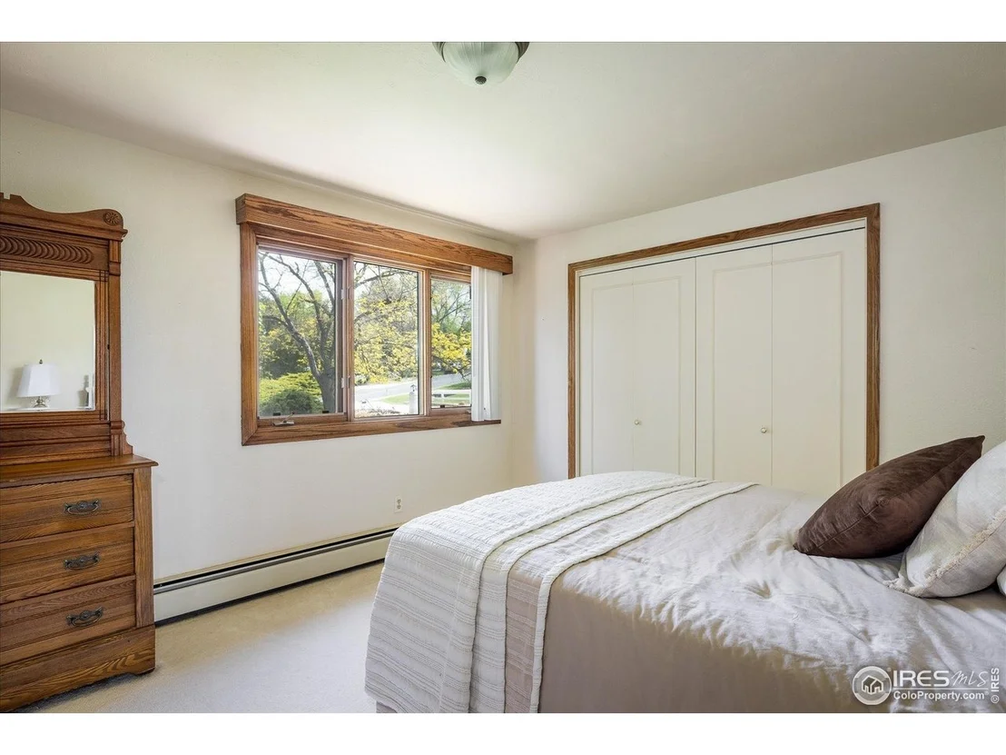 Photo of 2117 Stonehenge Cir