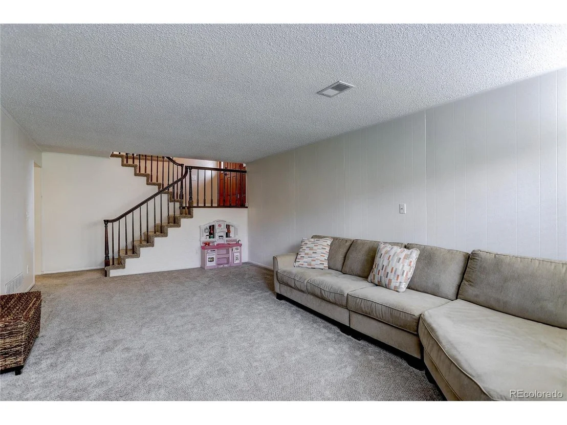Photo of 6785 Xenon Dr