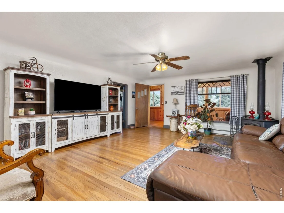 Photo of 21040 County Road 44