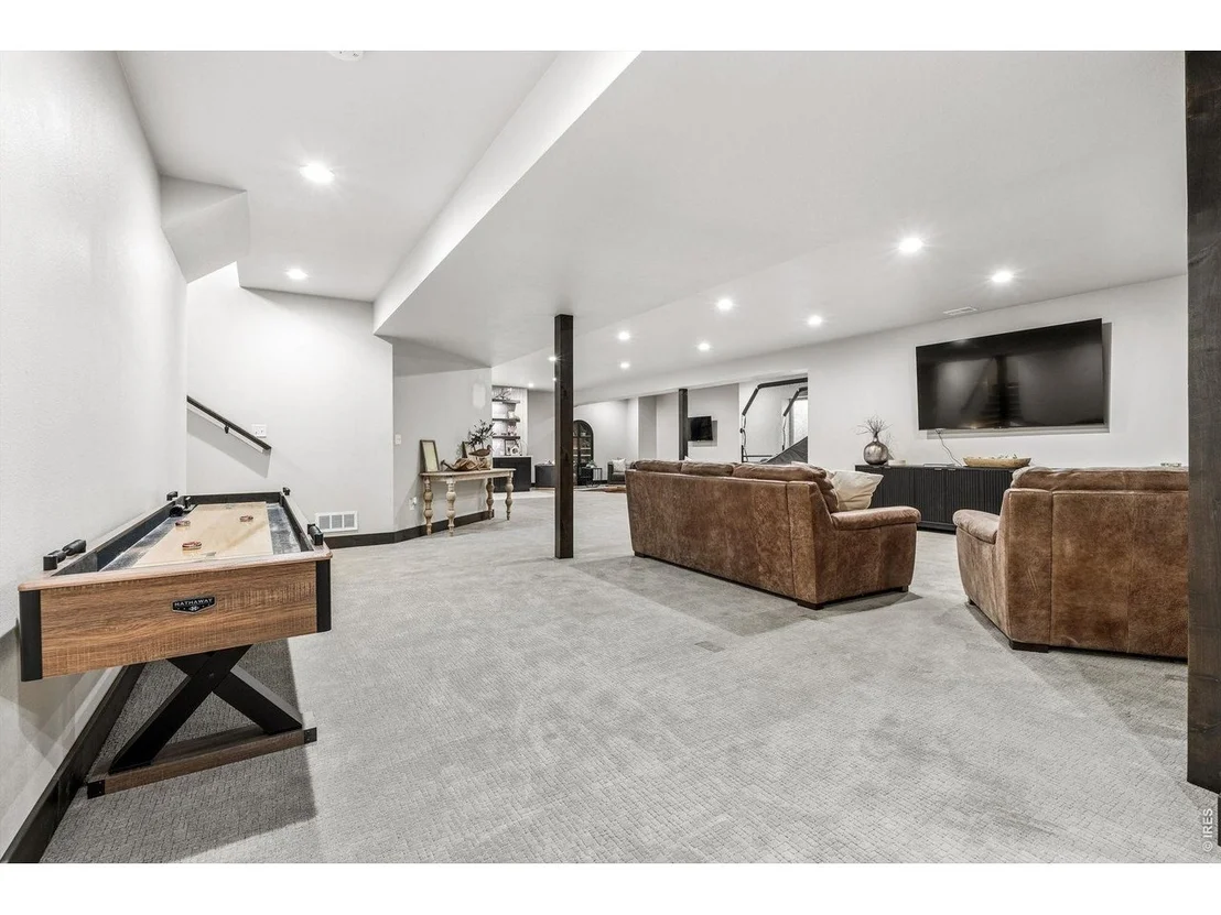 Photo of 2355 Sugarloaf Rd