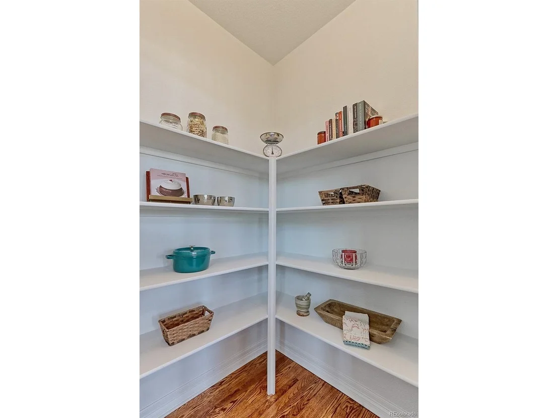 Photo of 14043 Pinehurst Cir