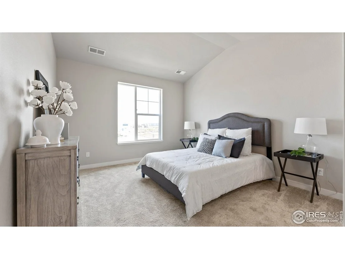Photo of 6780 Maple Leaf Dr
