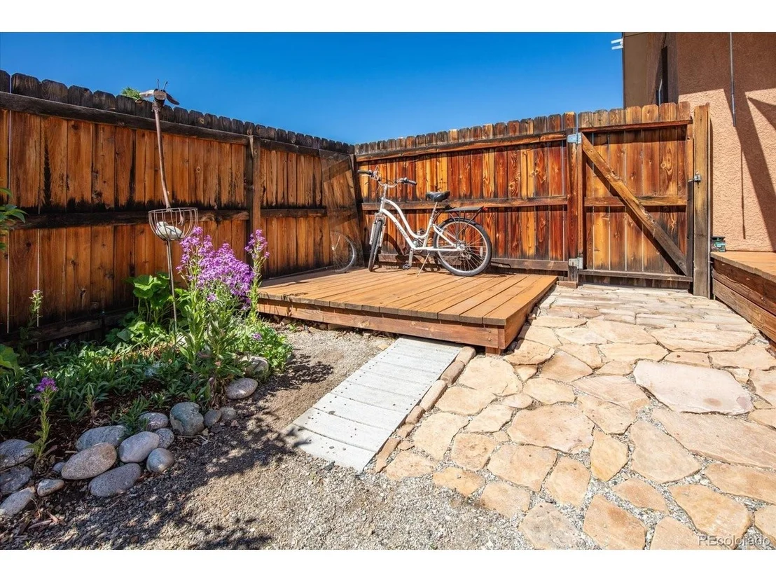 Photo of 549 Blake St