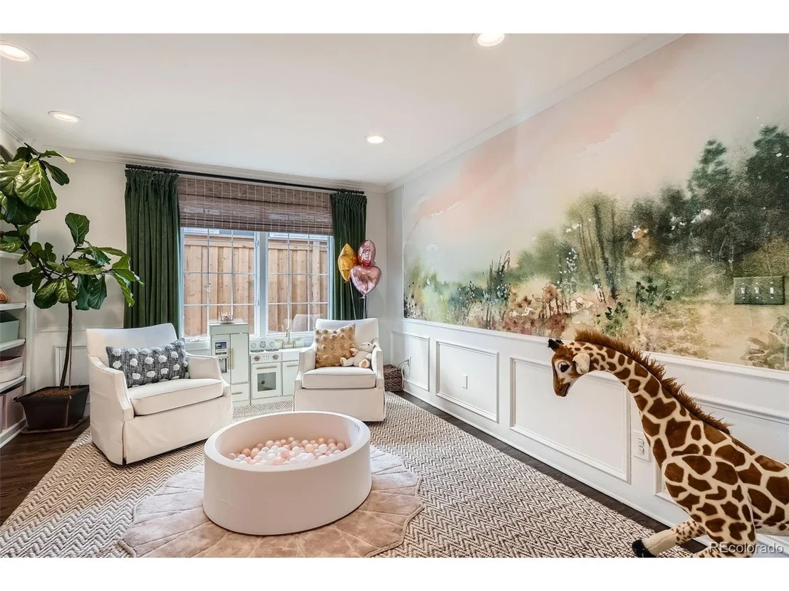 Photo of 366 Elm St