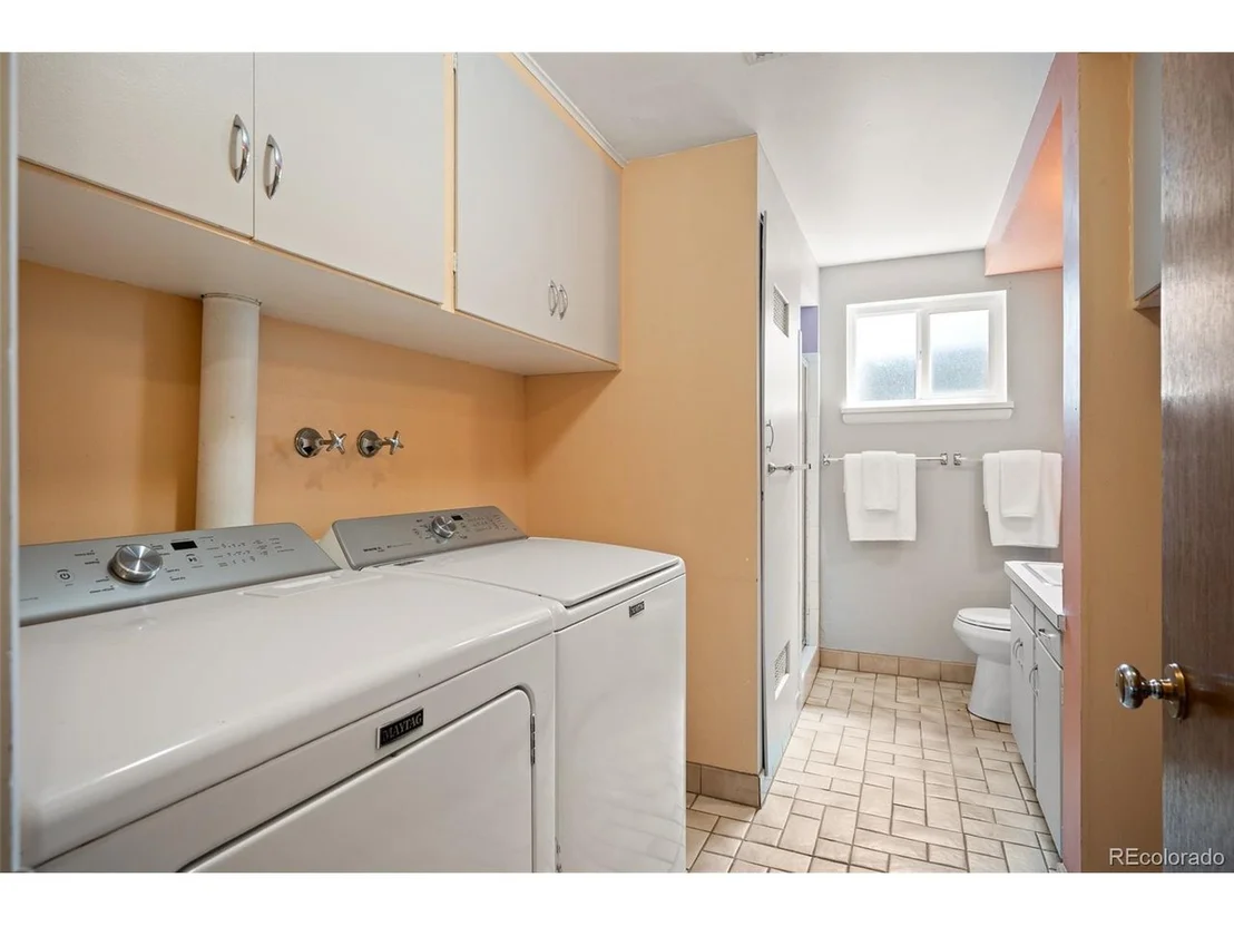 Photo of 588 Newark St
