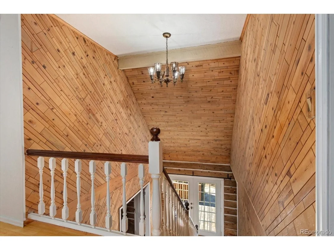 Photo of 716 W Blarney Stone Rd