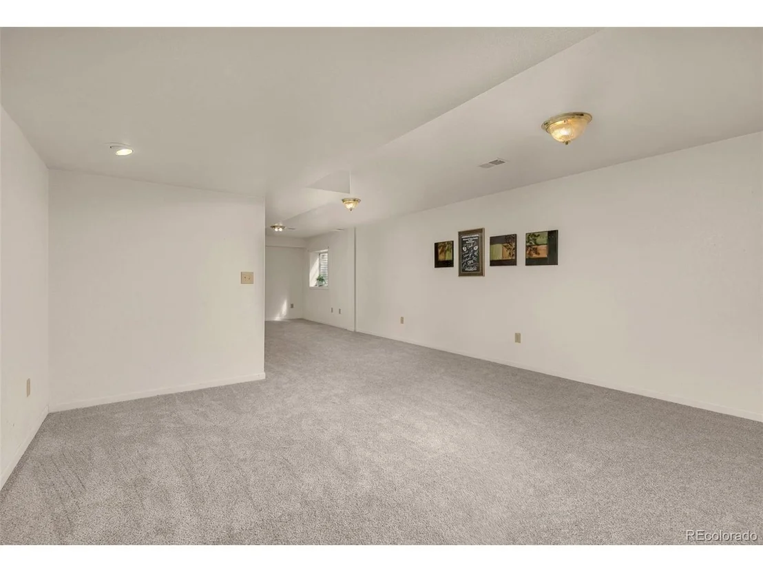 Photo of 162 48th Ave