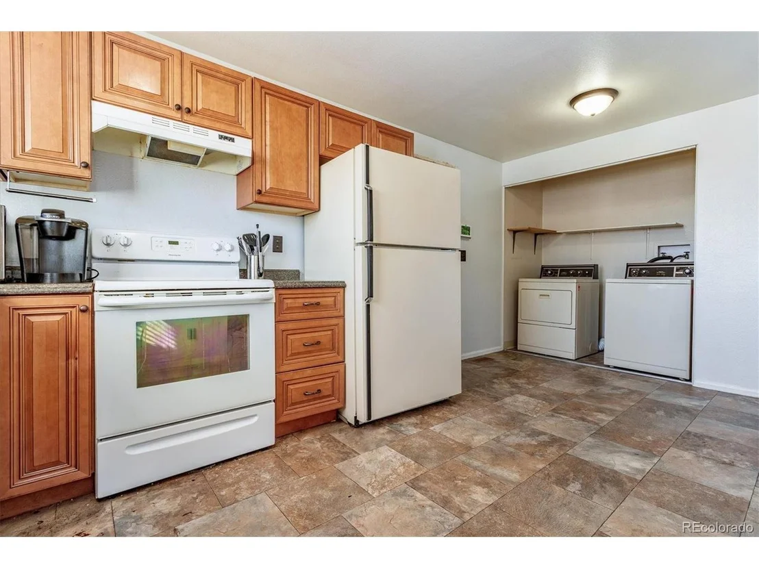 Photo of 5155 Deephaven Ct