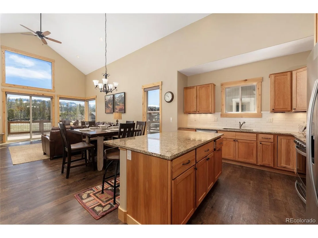 Photo of 205 Elk Ranch Rd