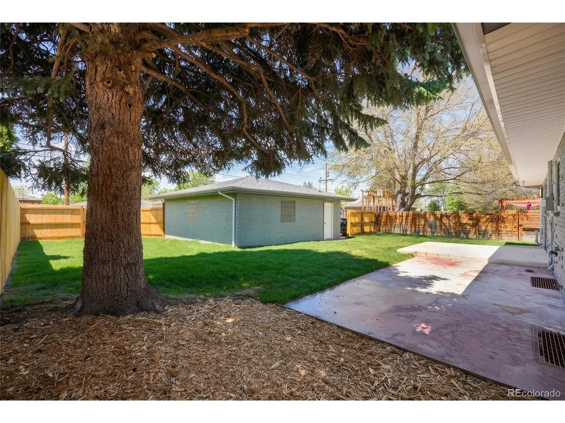 Photo of 3541 N Monaco Pkwy