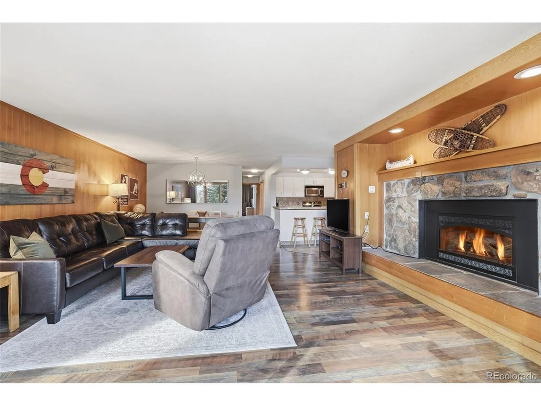 Photo of Unit 2015 at 21700 US Highway 6