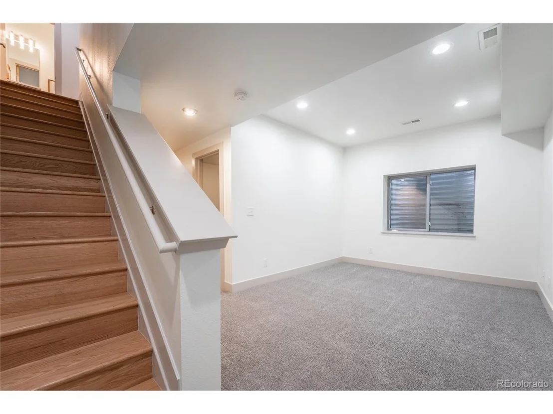 Photo of 6892 Juniper Ct