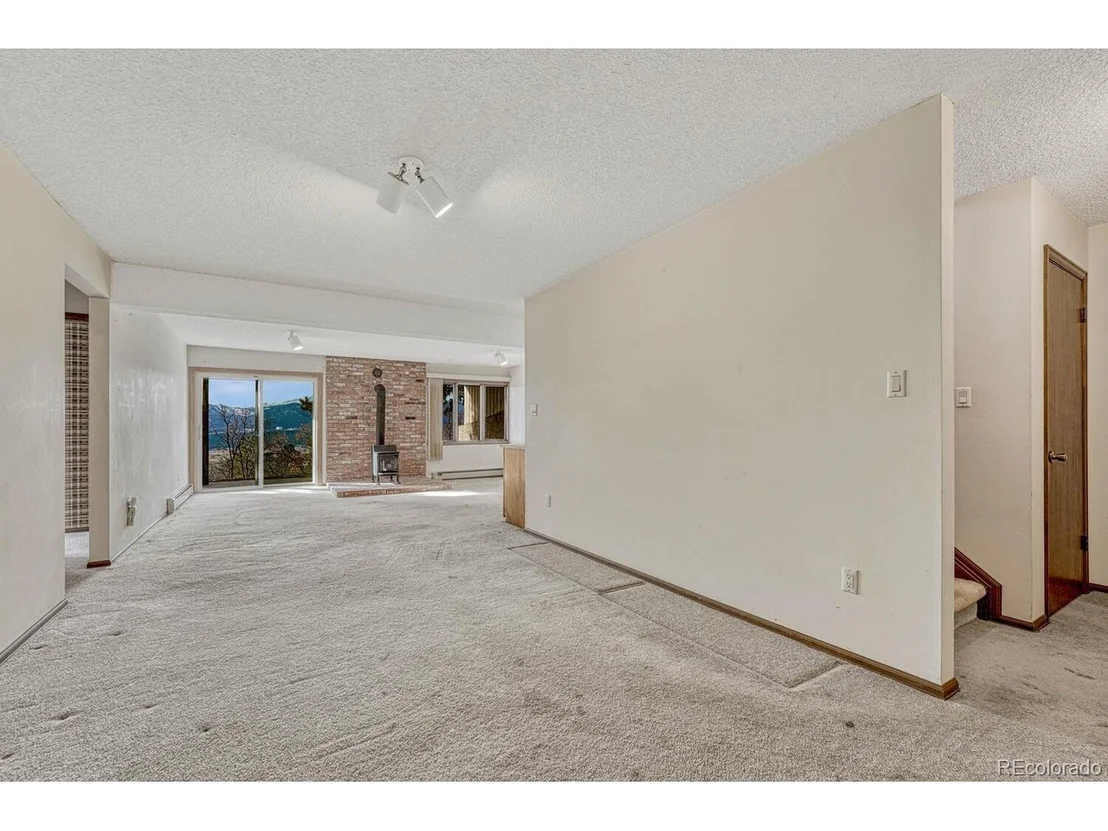 Photo of 345 Scrub Oak Way