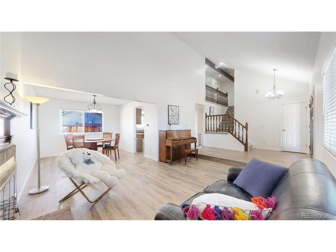 Photo of 596 Fox Hunt Cir